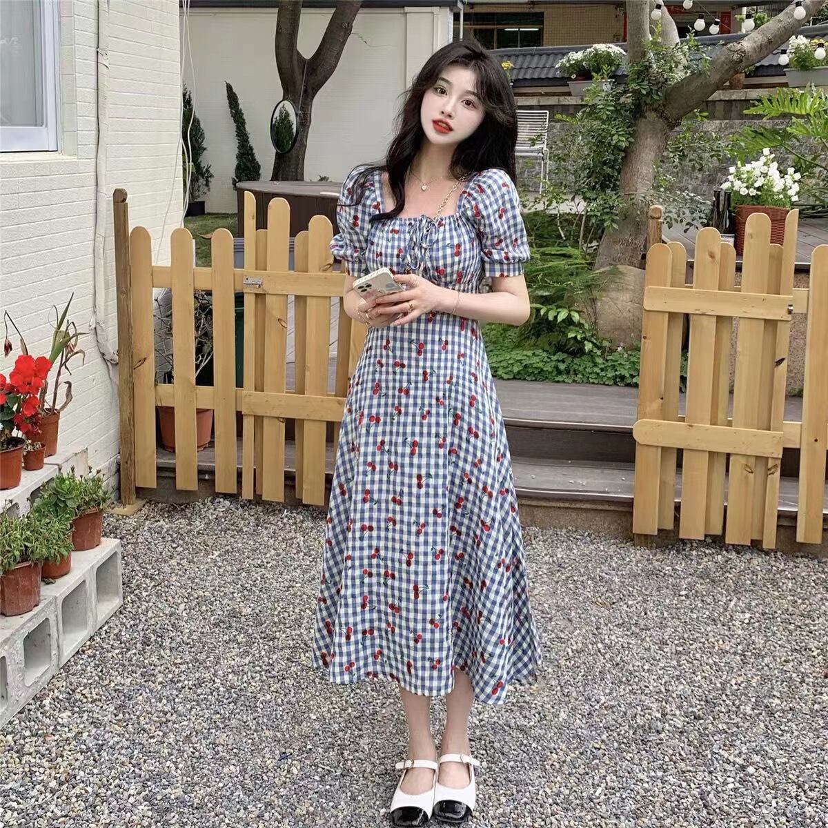 【新作】【送料無料】 2022 フレンチレトロスイートティーブレイクドレス夏のデートドレススクエアネックウエスト痩身ドレス 0268615504350