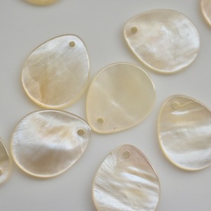 『ビンテージチャーム』日本 2個 20㎜ C-7