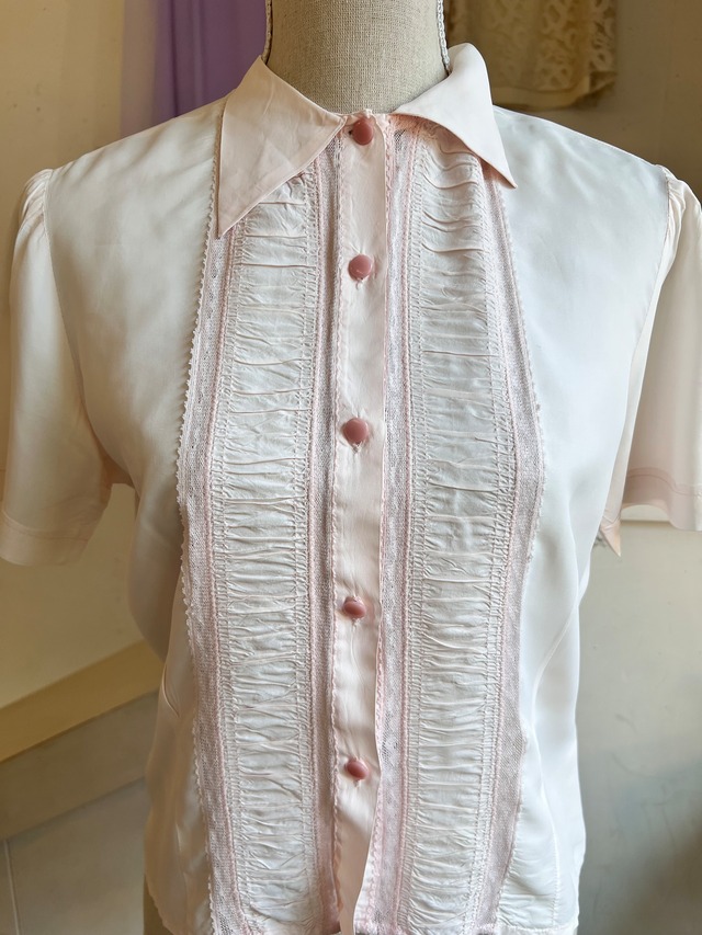 40's vintage  blouse pink gather design blouse with lace