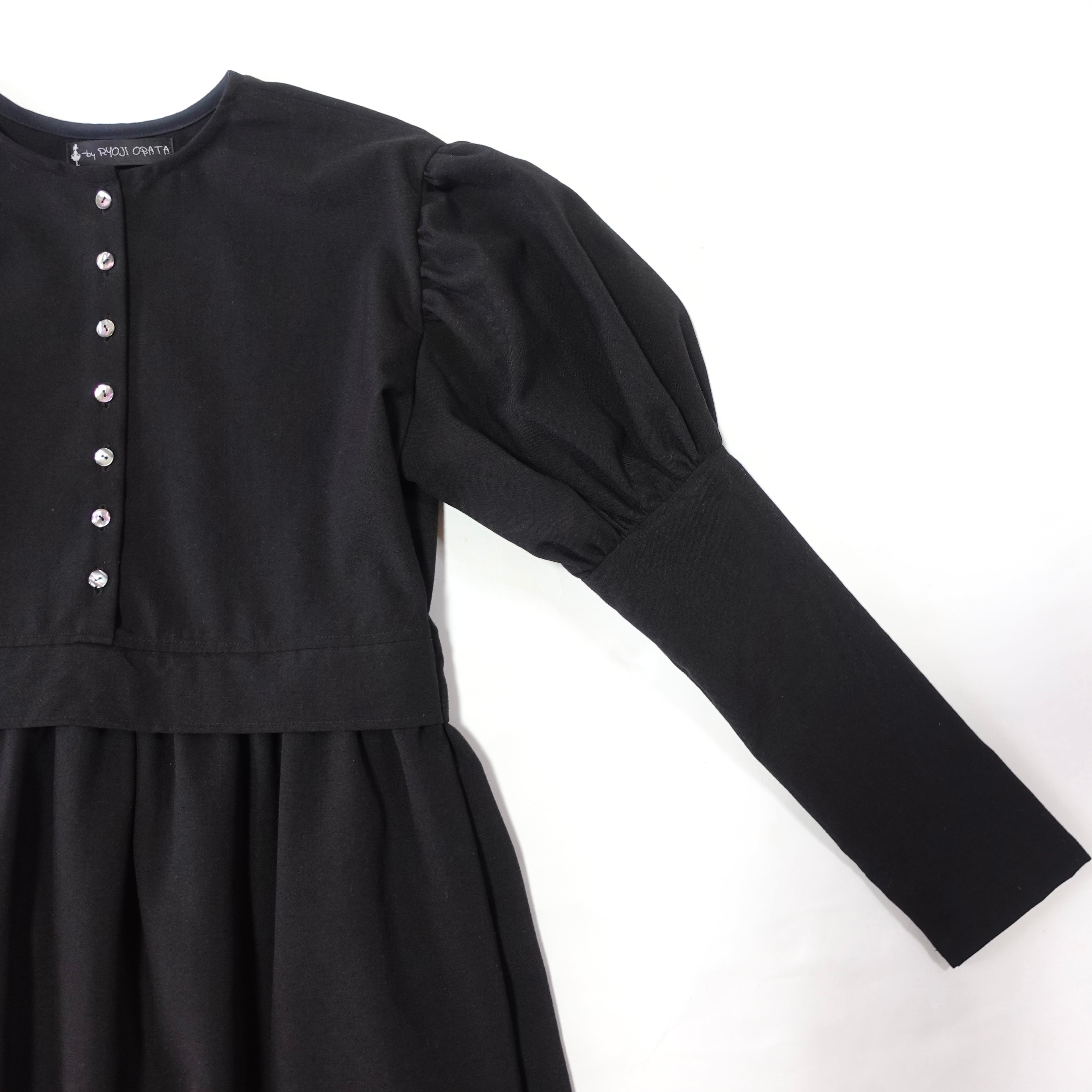official puff dress | -by RYOJI OBATA OFFICIAL STORE