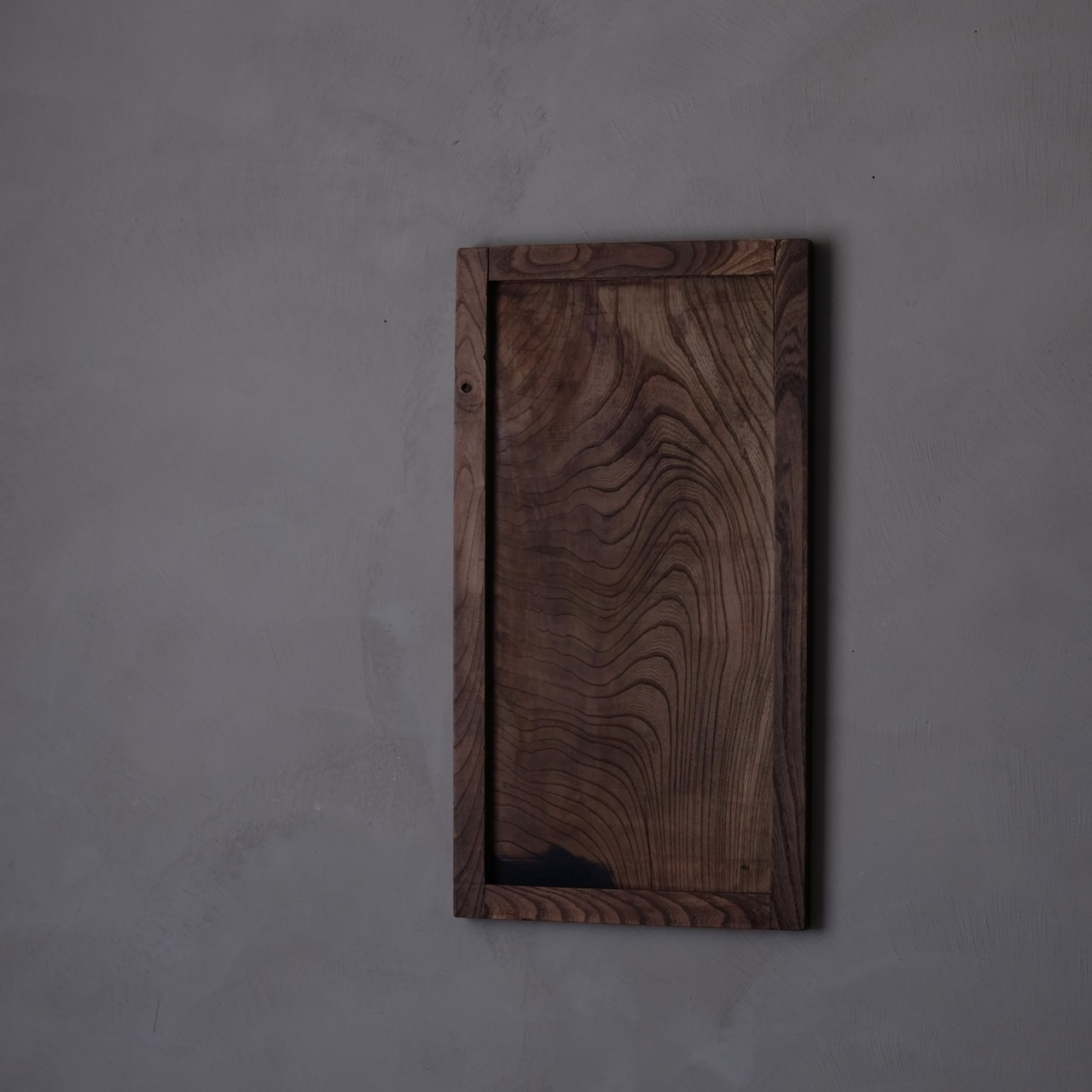 Wall hanging object