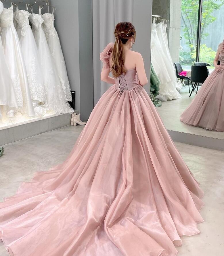カラードレス ピンク ショルダー型 ビスチェドレス 優しい 優雅な