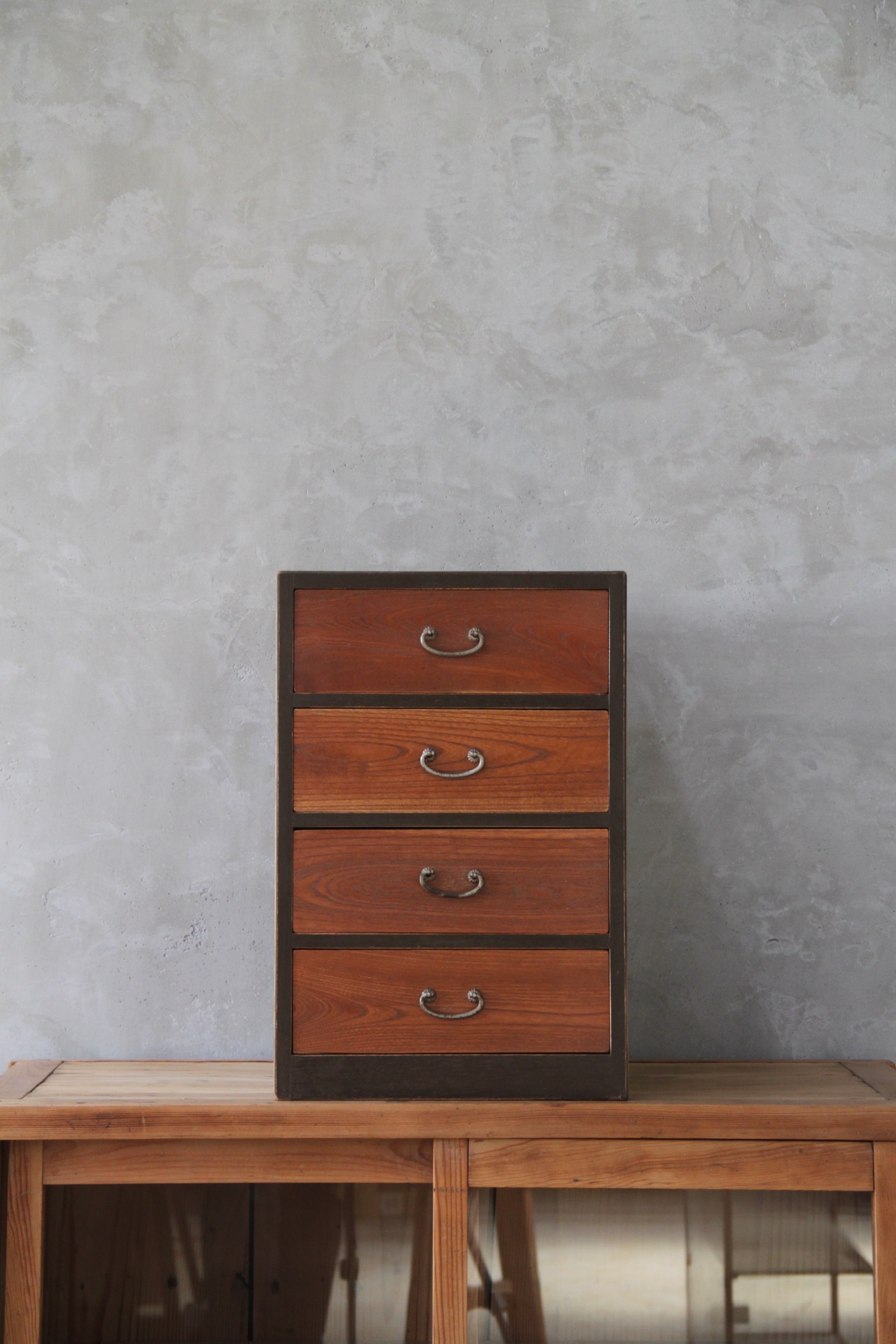 【送料無料】形のきれいな引出 4杯 古家具/古道具/アンティーク/小箱/引出/収納/抽斗