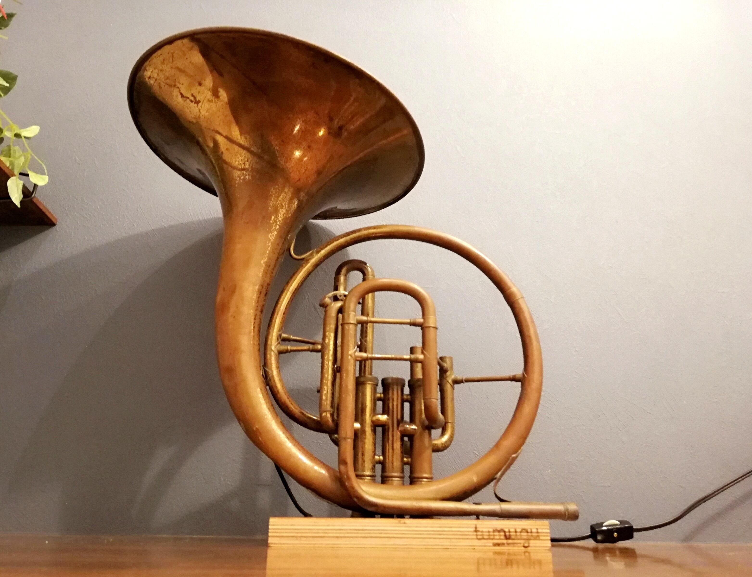 Stand light 「Mellophone」 tumugu アップサイクルのオリジナル家具製造・販売