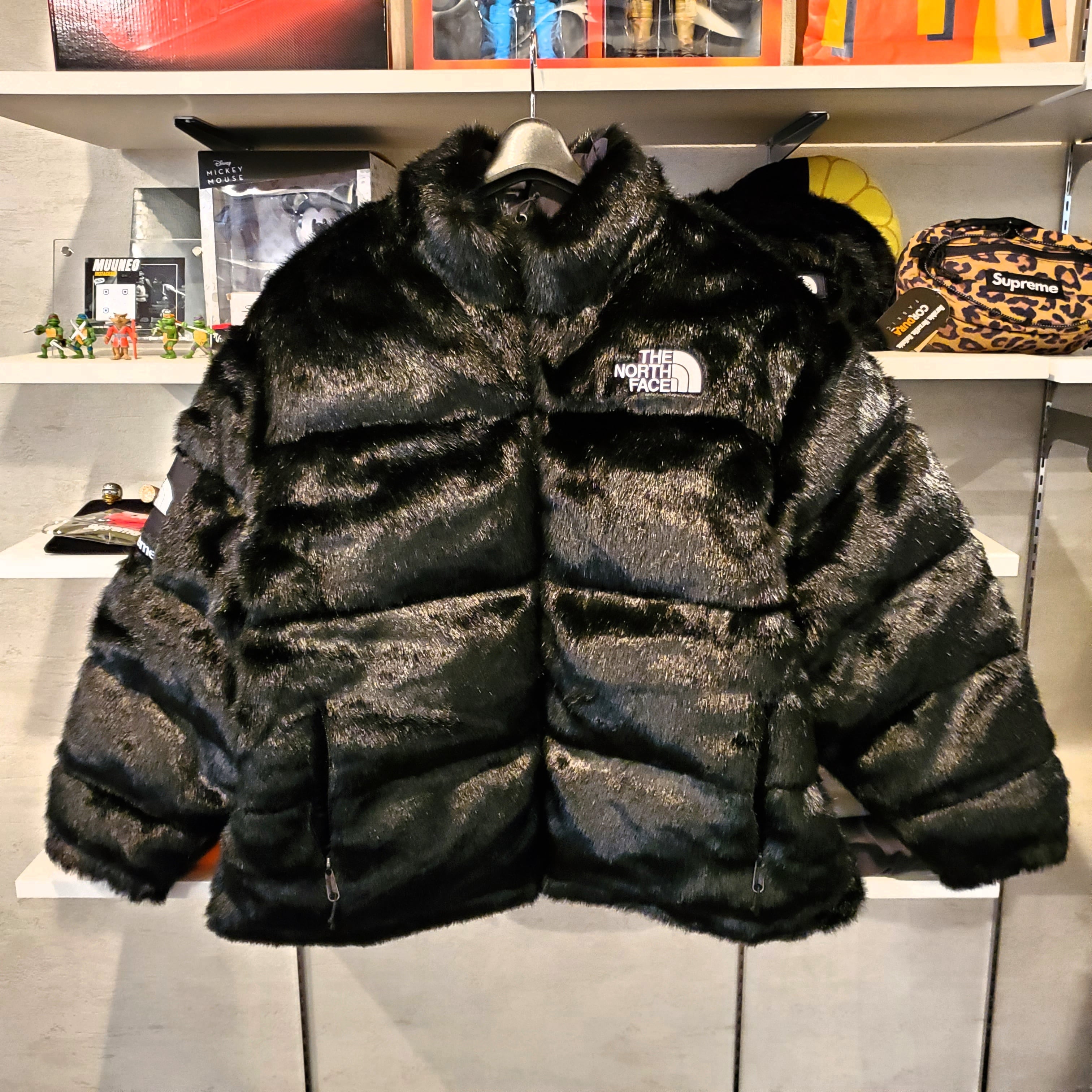 専用 Supreme/TNF Faux Fur Nuptse Jacket