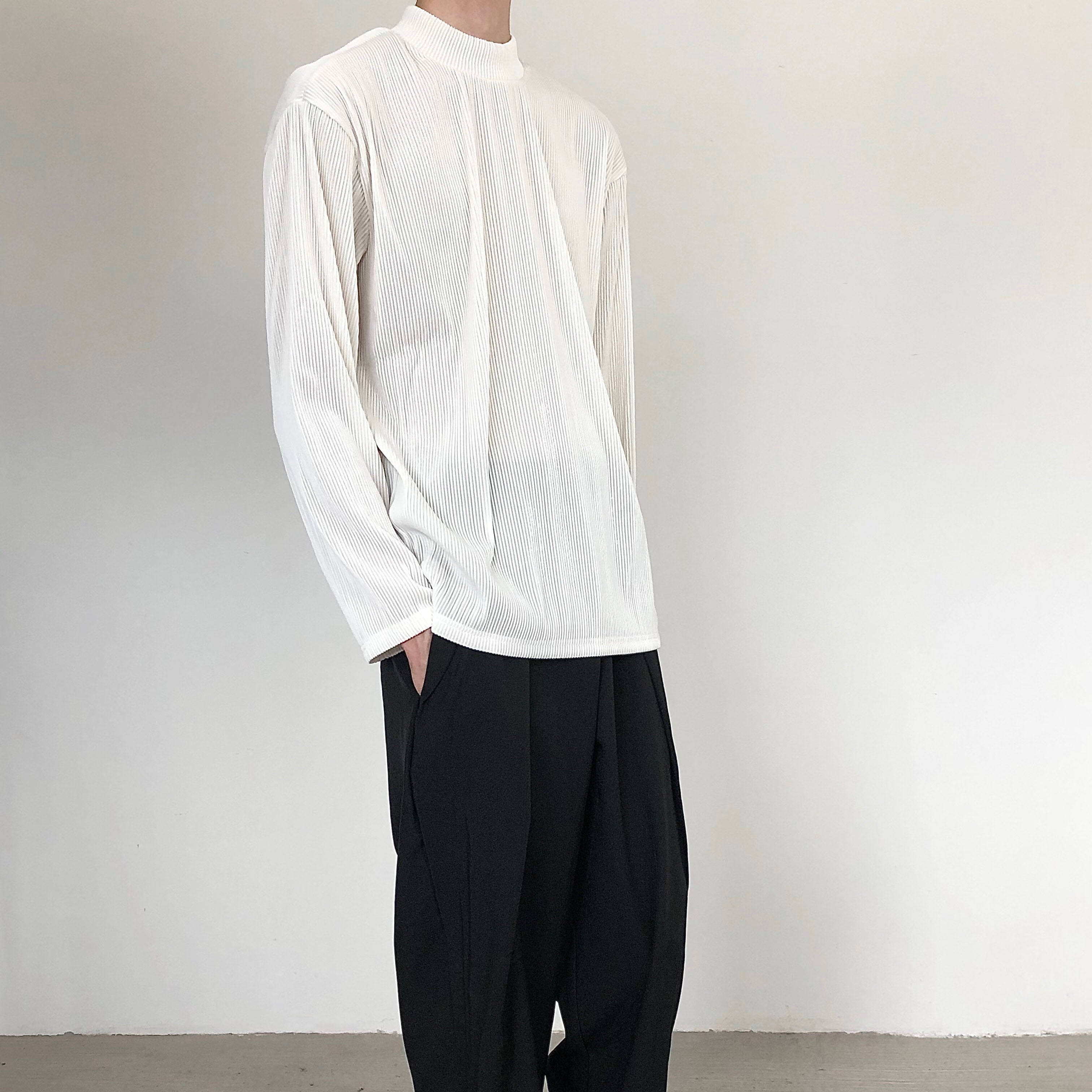 MION上品な質感のハーフネックTシャツ | mblueshop