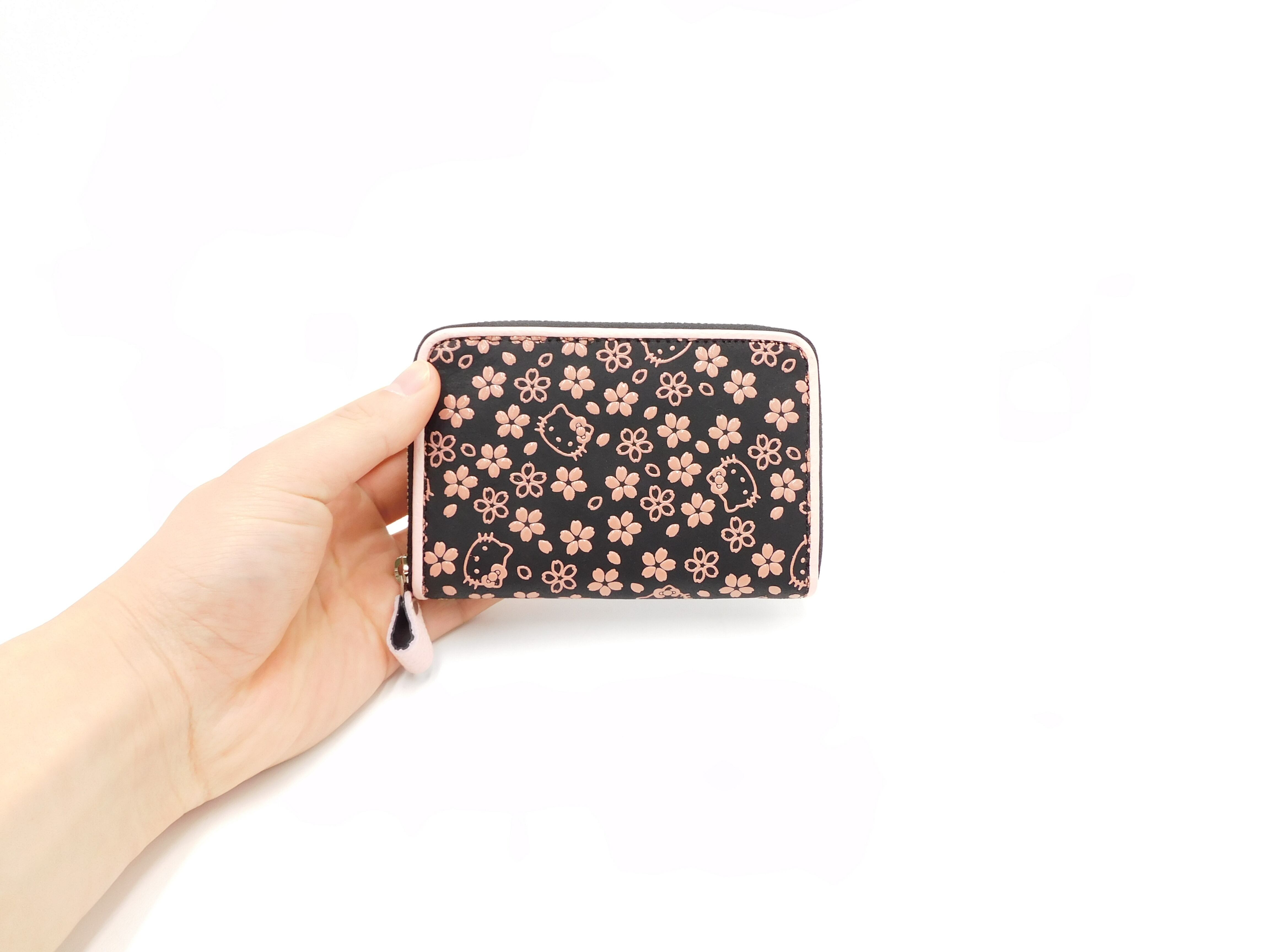 印傳屋❖キティ２つ折財布 新品】[印傳屋] 二つ折り財布 限定 キティデザイン