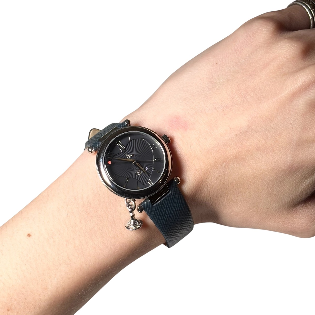 VIVIENNE WESTWOOD “Orb” charm quartz watch