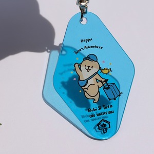 カワウソtataの旅行九州限定アクリルキーホルダー