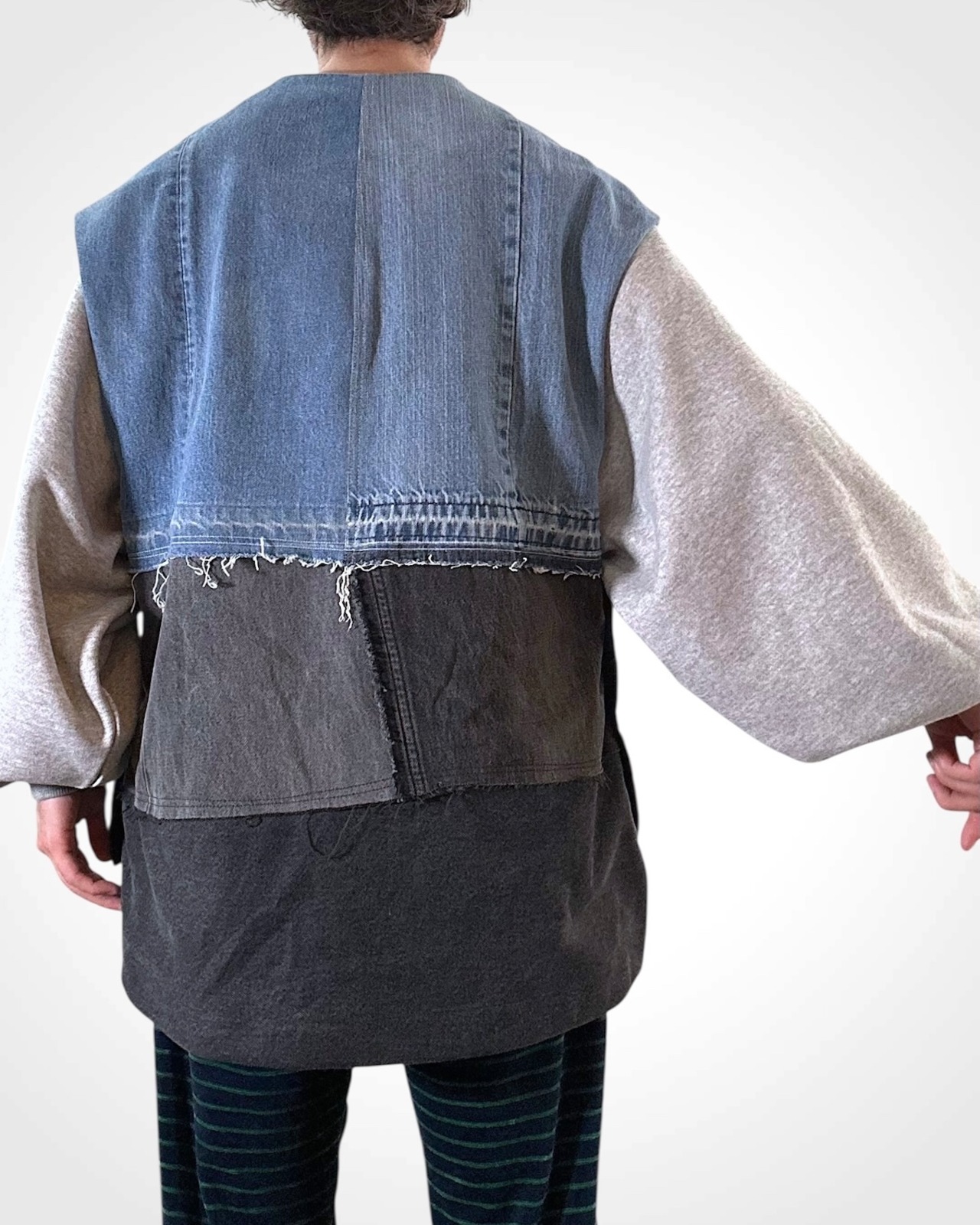 MK27A-V-02  RE-CLOAK-VEST  #MIX