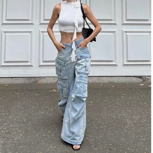 Wide-Leg Jeans With Loose Pockets 123547