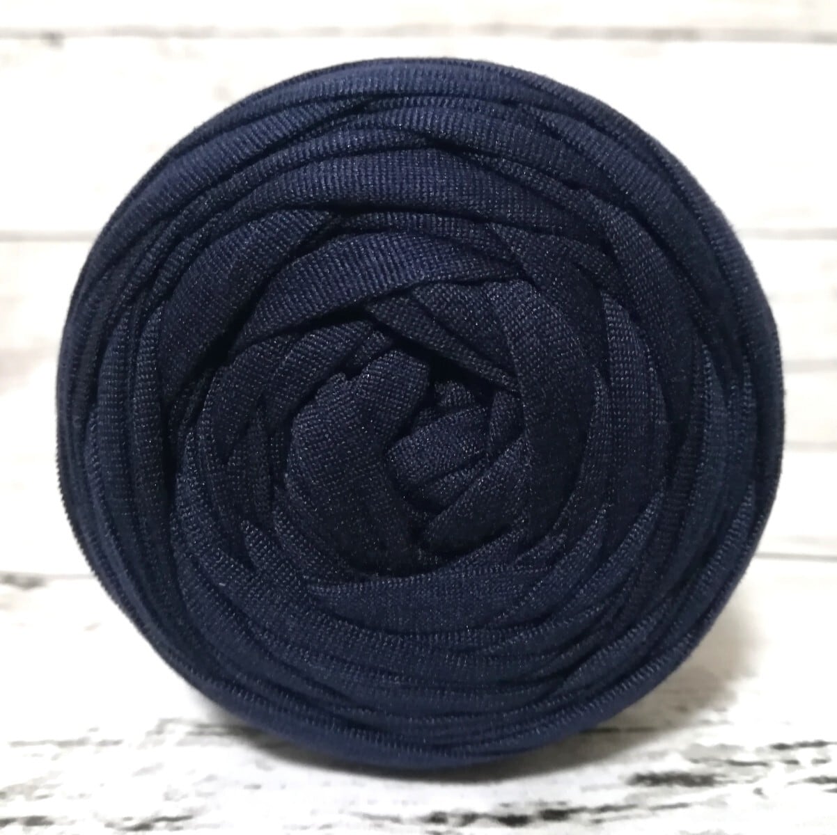 ダークネイビー 濃紺色 1玉 200g・50m Tシャツヤーン | T-SHIRT YARN