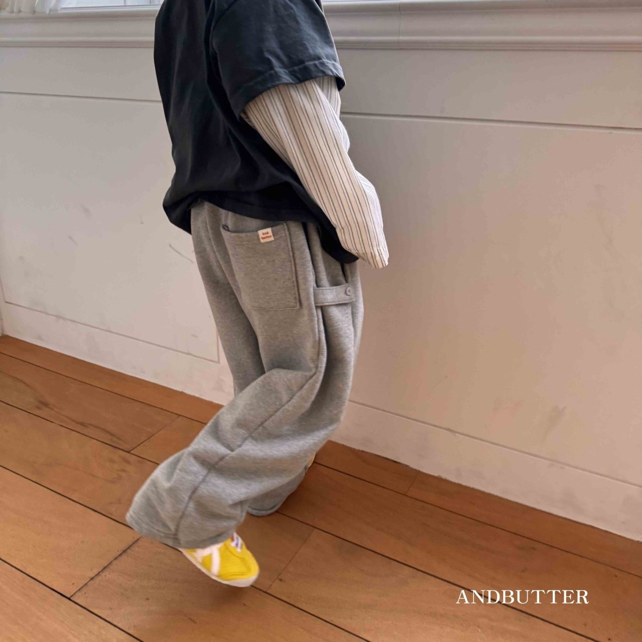 【and butter】ボタンワイドスウェットパンツ グレー 130cm - 18