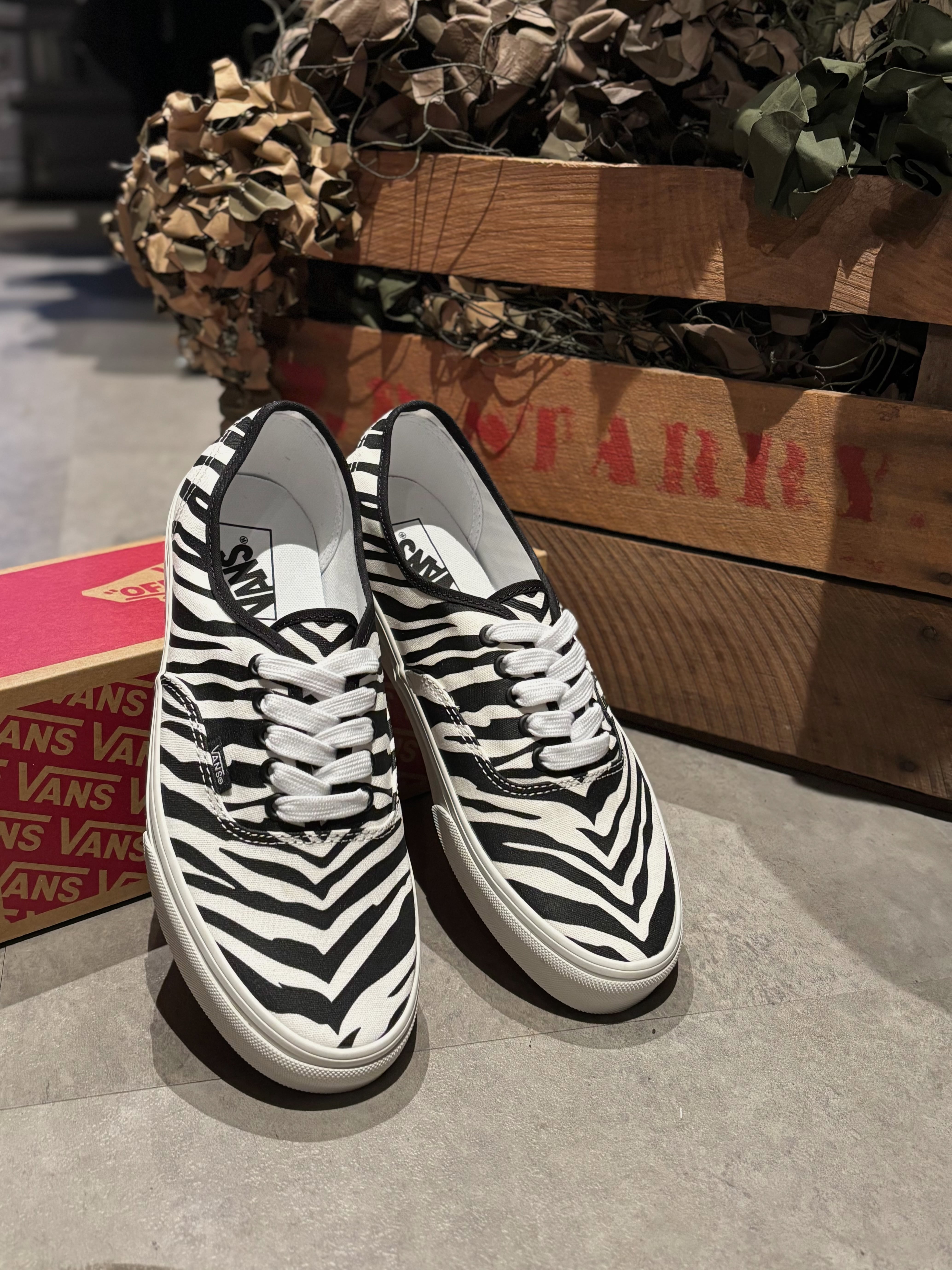 VANS Authentic ANIMALIER ZEBRA / ヴァンズ オーセンティック ゼブラ