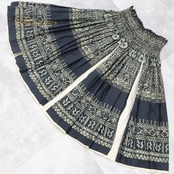 フラダンス 衣装 パウスカート ブラック系 ホワイト系 リバーシブル カヒコ柄 無地 スリット シンプル かわいい かっこいい 華やか ハワイアン アロハ ハワイアンプリント フラ ダンス レッスン 練習