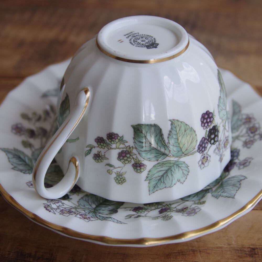 ロイヤルウースター ラビニア ティーカップ ソーサー Royal Worcester 