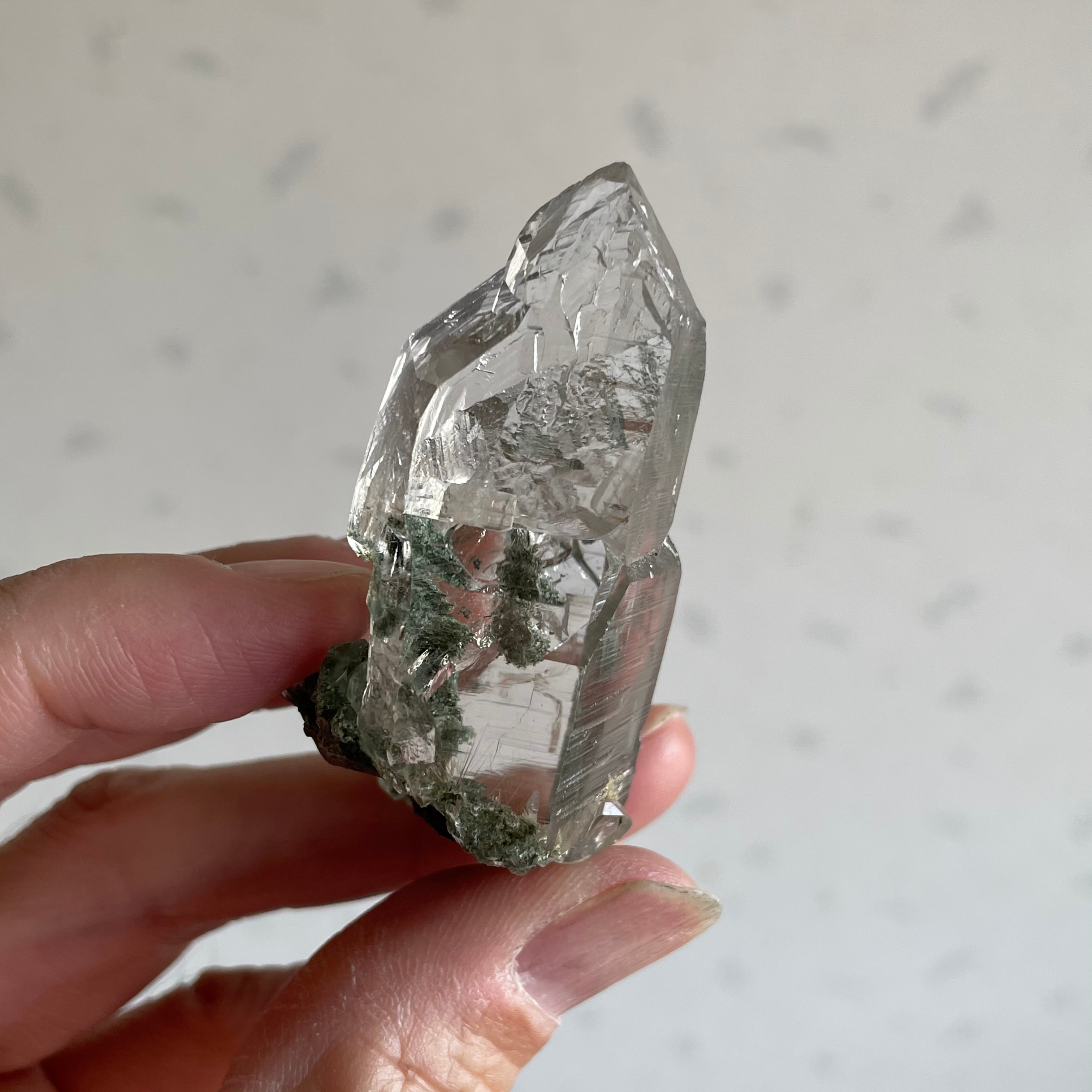 ヒマラヤ水晶 マニハール産 クローライト入りクリスタル | Natyrally