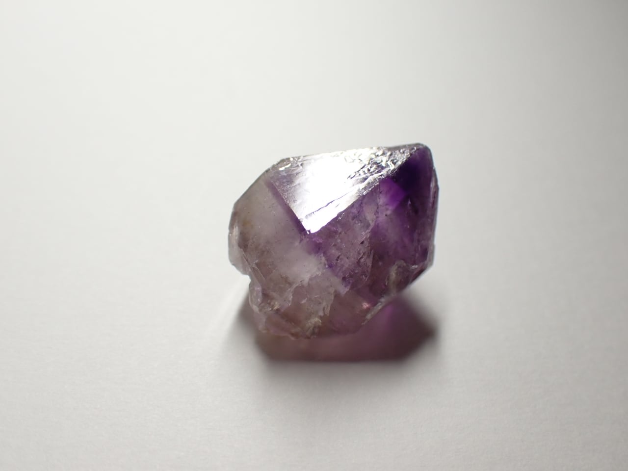韓国 彦陽産 アメジスト/Amethyst 原石 A-AME486 | 鉱物・天然石のお店