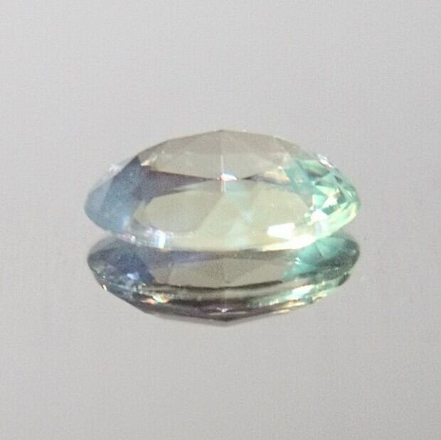 アレキサンドライト ルース 天然 0.08ct | Chainon