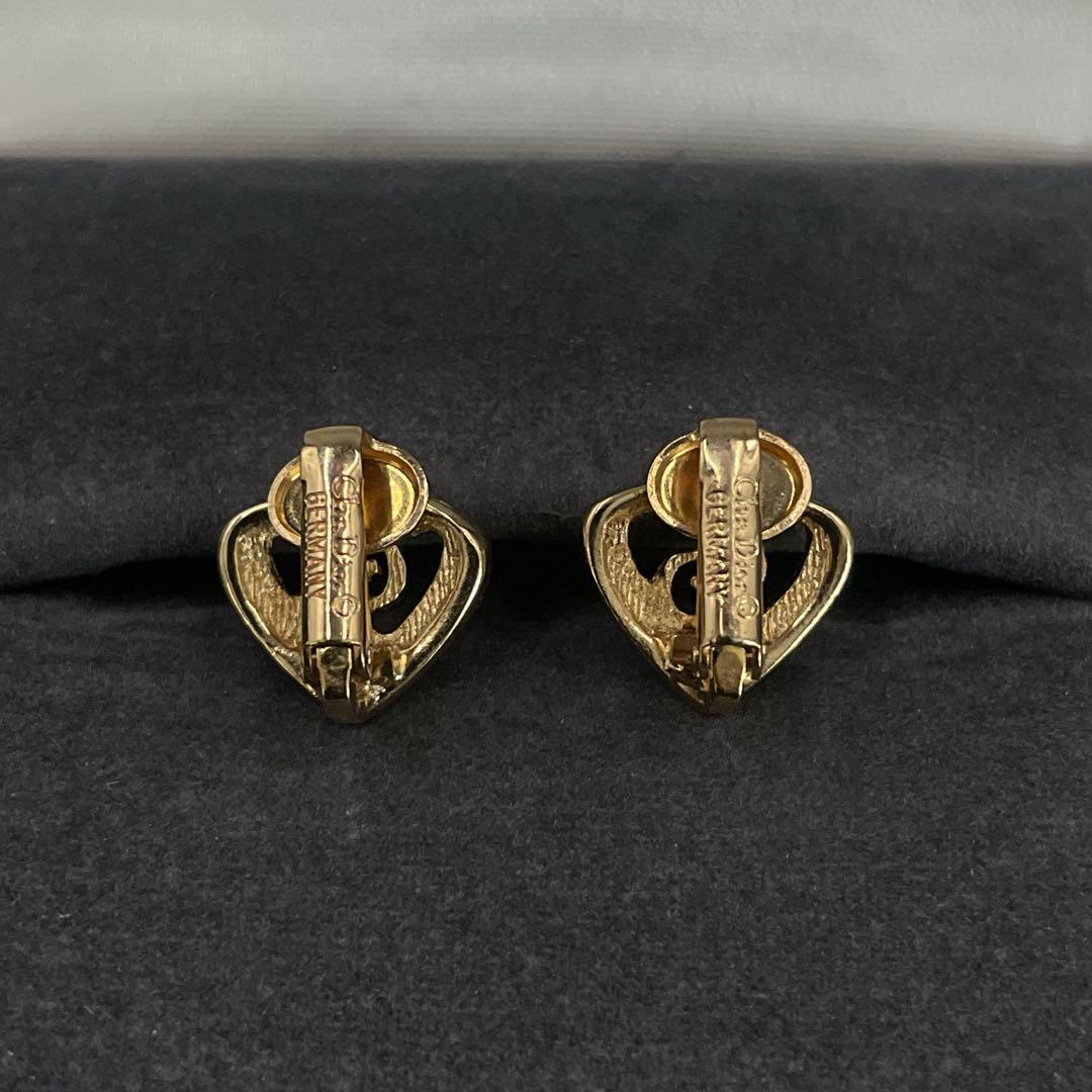 Dior CDロゴ ハートピアス ゴールド m】Dior CD ピアス ゴールド