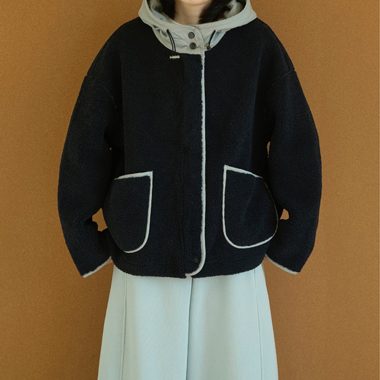 ビッグパッチポケットフードボアジャケット A01980