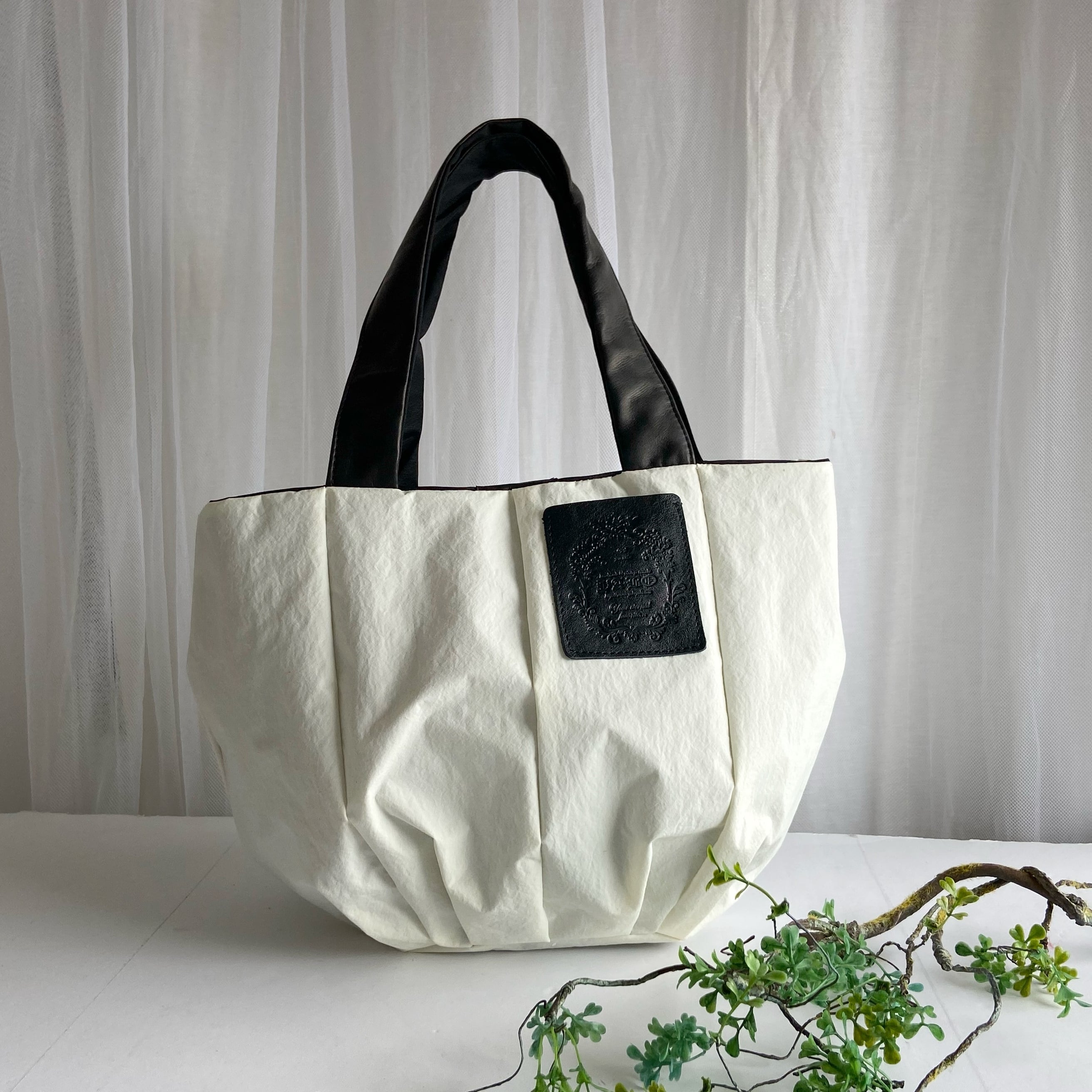 ポーター ☆ フラッシュ トートバッグ ナイロン 撥水 A4OK 大きめ 白 ふわふわナイロン＊撥水素材＊トートバッグ＊A4サイズ収納＊軽量