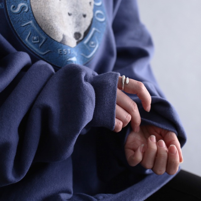 "白熊" good color wide silhouette loose sweat