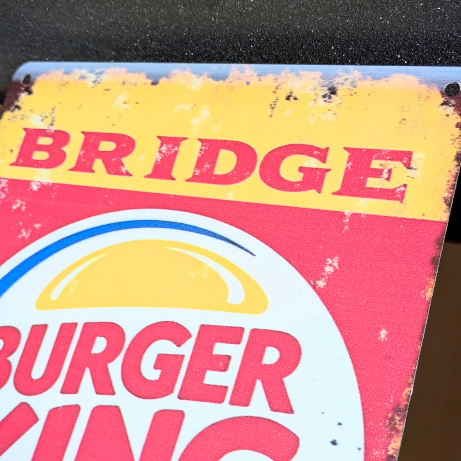 ♧ 送料無料!ちょうどいいブリキ看板 ビンテージ加工【バーガーキング(Burger King)】 METAL SIGN / メタルサイン / ブリキ看板 / サインボード / ビンテージ加工 〚アメリカン雑貨 アメトイ〛