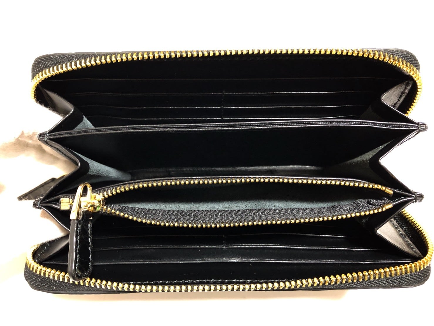 JRA クロコダイル センター取り肚革 Rファスナー長財布 黒墨 JRA クロコダイル センター取り肚革 Rファスナー長財布 黒墨