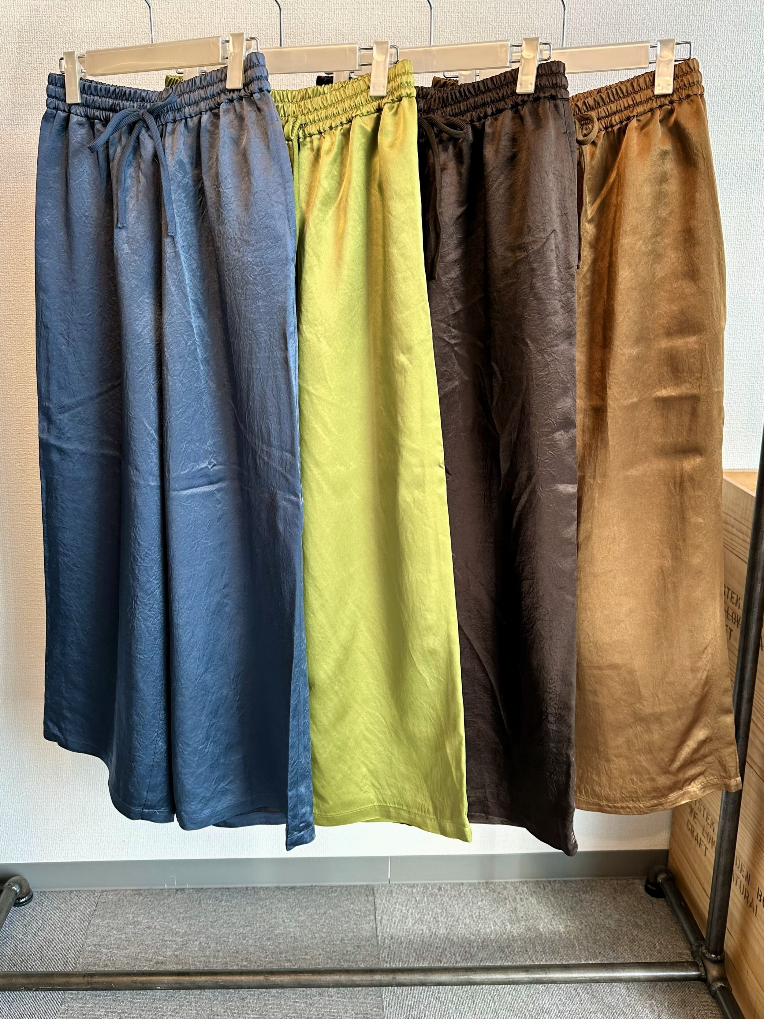 ○○○9286】サテンイージーパンツ (8810-57021) | 9286 Fashion Lab