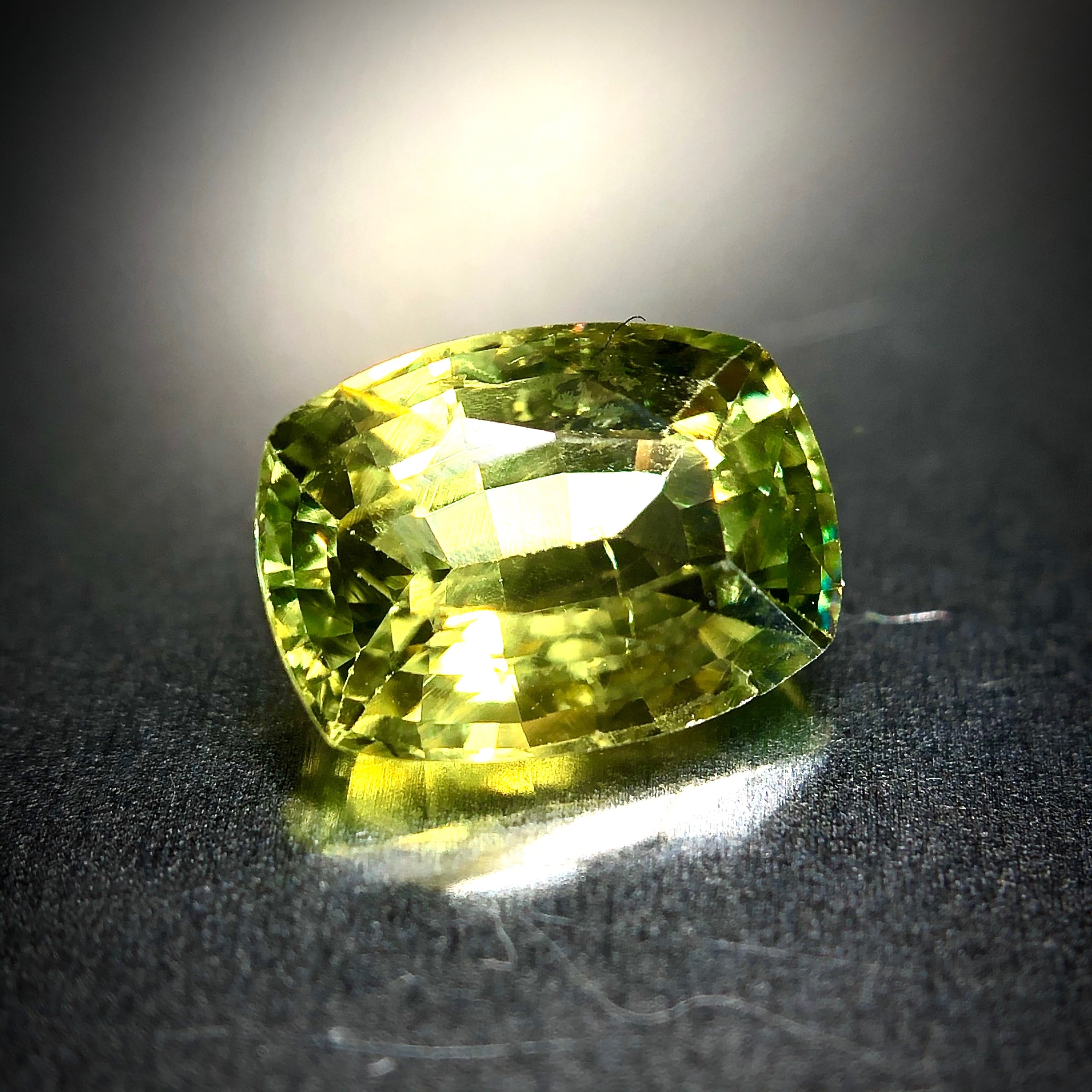 天然石ナチュラルイエロー サファイアクリスタル20.35cts 天然石ナチュラルイエロー サファイアクリスタル20.35cts