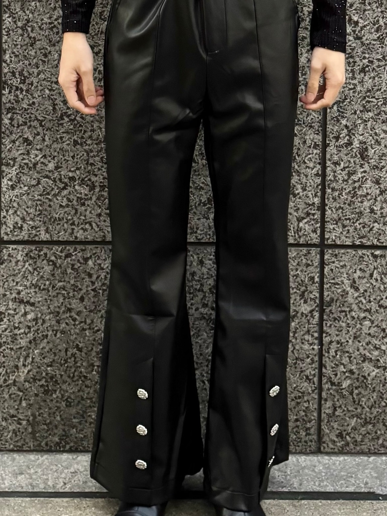 【ALUDE SELECT】silver button design flare leather pants