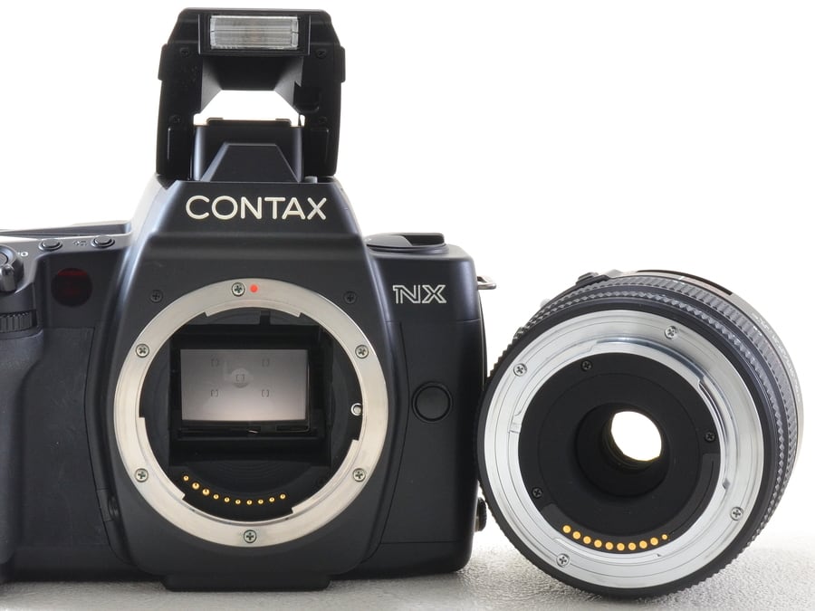 CONTAX NX / Carl Zeiss Vario Sonnar T* 28-80mm F3.5-5.6 ...