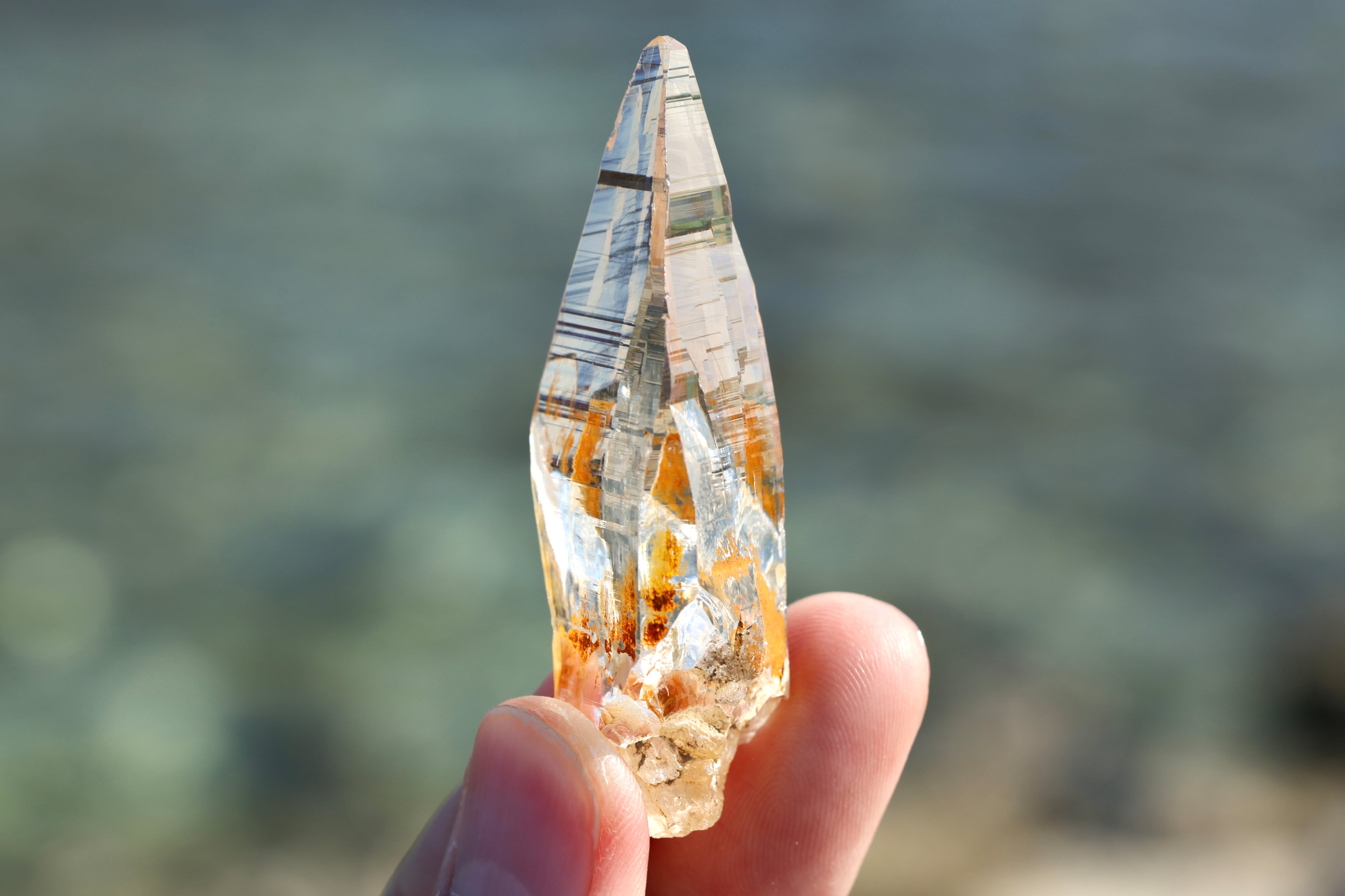 ヒマラヤ水晶 ガネーシュヒマール産 | 石垣島の夜光貝アクセサリーと