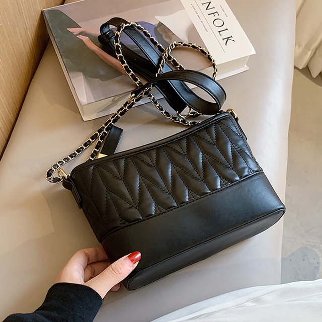 センスレディースワンショルダースモールバッグレディース2020新しい流行のファッションチェーンメッセンジャーバッグネットセレブワイルドストレイバッグ Tiancai_Wing_Bag11416052020