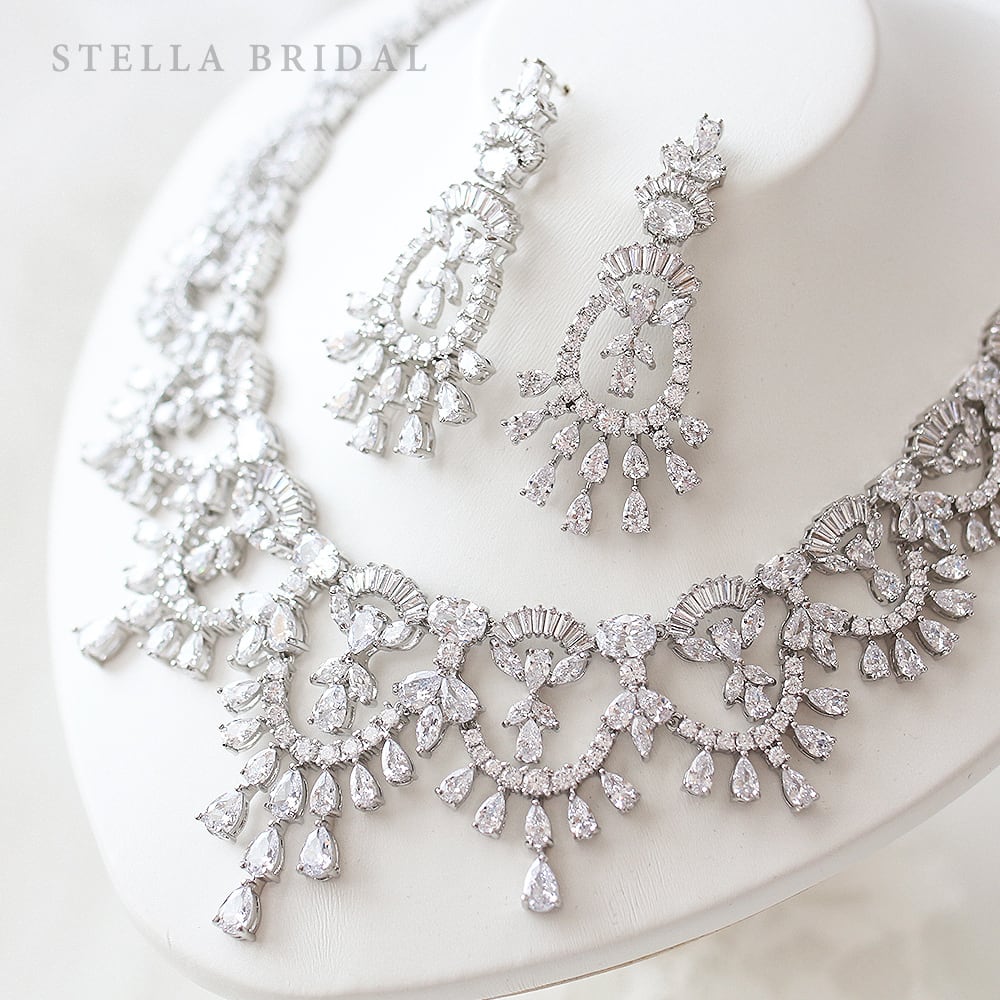 2点セット（ネックレス＆イヤリング・ピアス） | STELLA BRIDAL