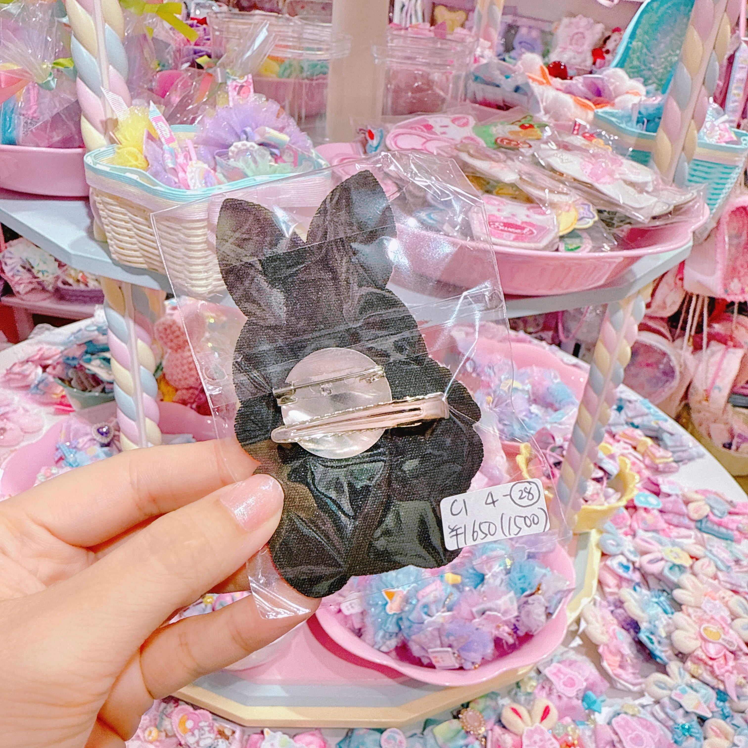 【C1】4-28クリップブローチ