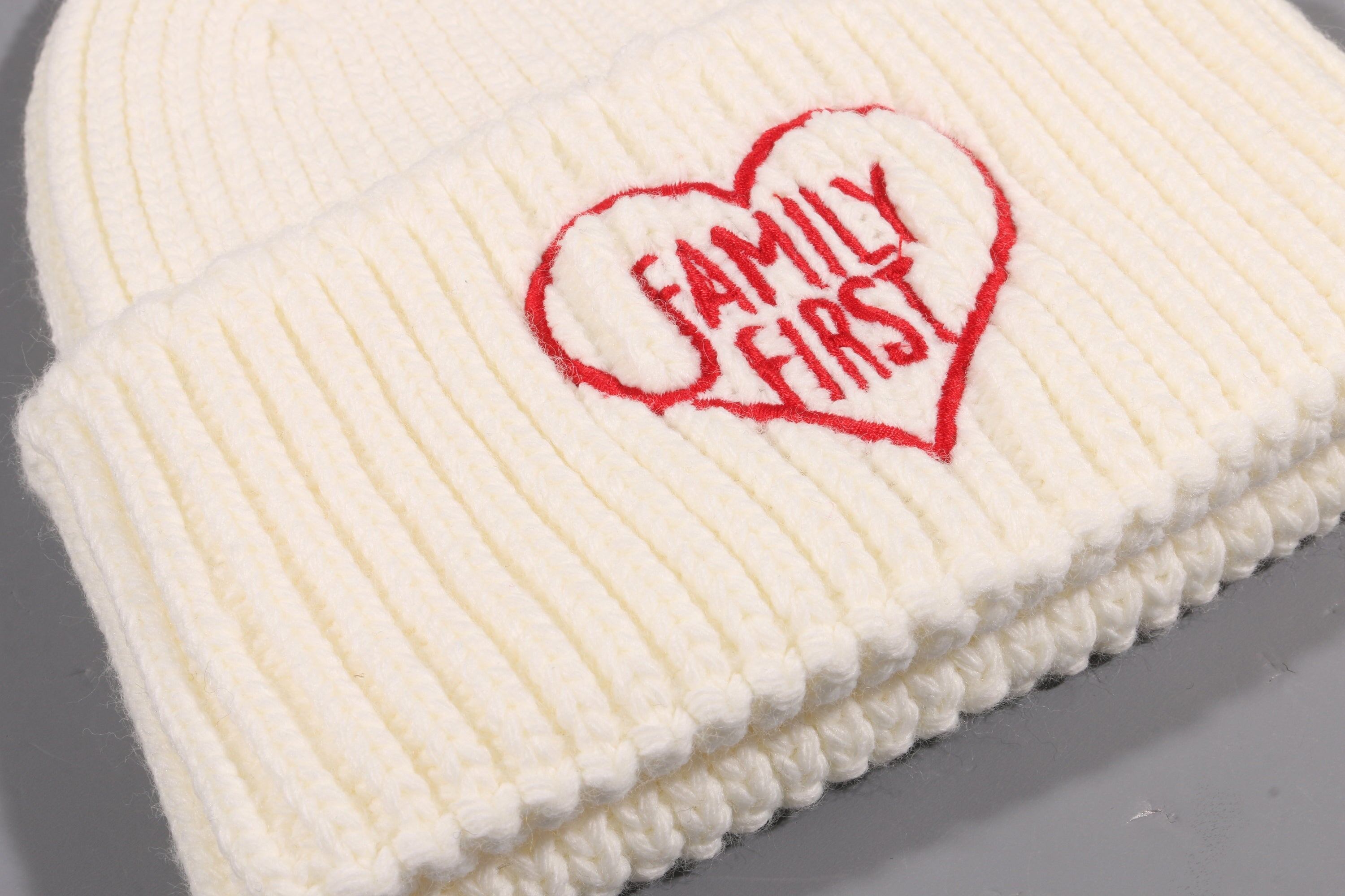 FAMILY FIRST（ファミリーファースト） ニット帽 BEANIE HEART 30680