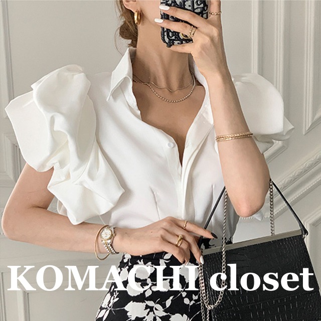 【送料無料】 ボリュームスリーブ シャツ ブラウス パフスリーブ  個性的 黒 白 韓国 レディース  オルチャン 袖コンシャス 襟付き 半袖 トップス 可愛い 個性的 大人 かっこいい きれいめ 高級感 高見え おしゃれ 体型カバー お洒落 モテ 女っぽい 大人っぽい 上品 美人 エレガント ゴージャス オトナ女子 大人女子 インスタ映え 主役級 存在感 クール スタイルアップ デート シンプル 大人可愛い こなれ感 パーティー イベント きちんと セクシー 20代 30代 40代 女子会 トレンド