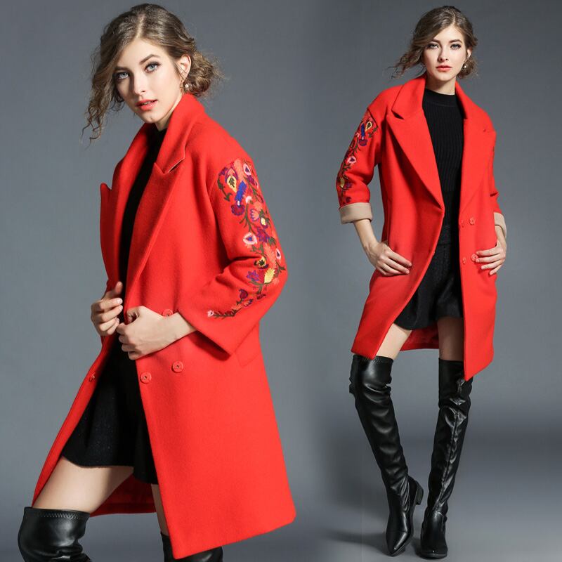 刺繍入りオーバーコート