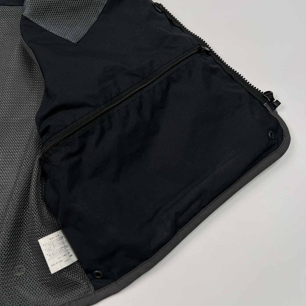 DAIWA ダイワ GreatBanff フィッシング ベスト 裏地メッシュ 防水加工 サイズ L /グレー メンズ 釣り