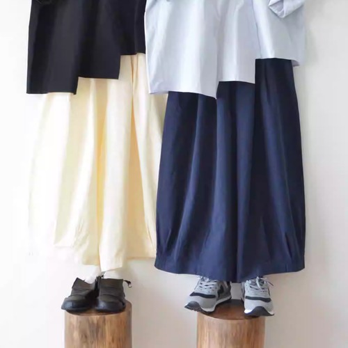 裾タックボリュームワイドパンツ ・10347