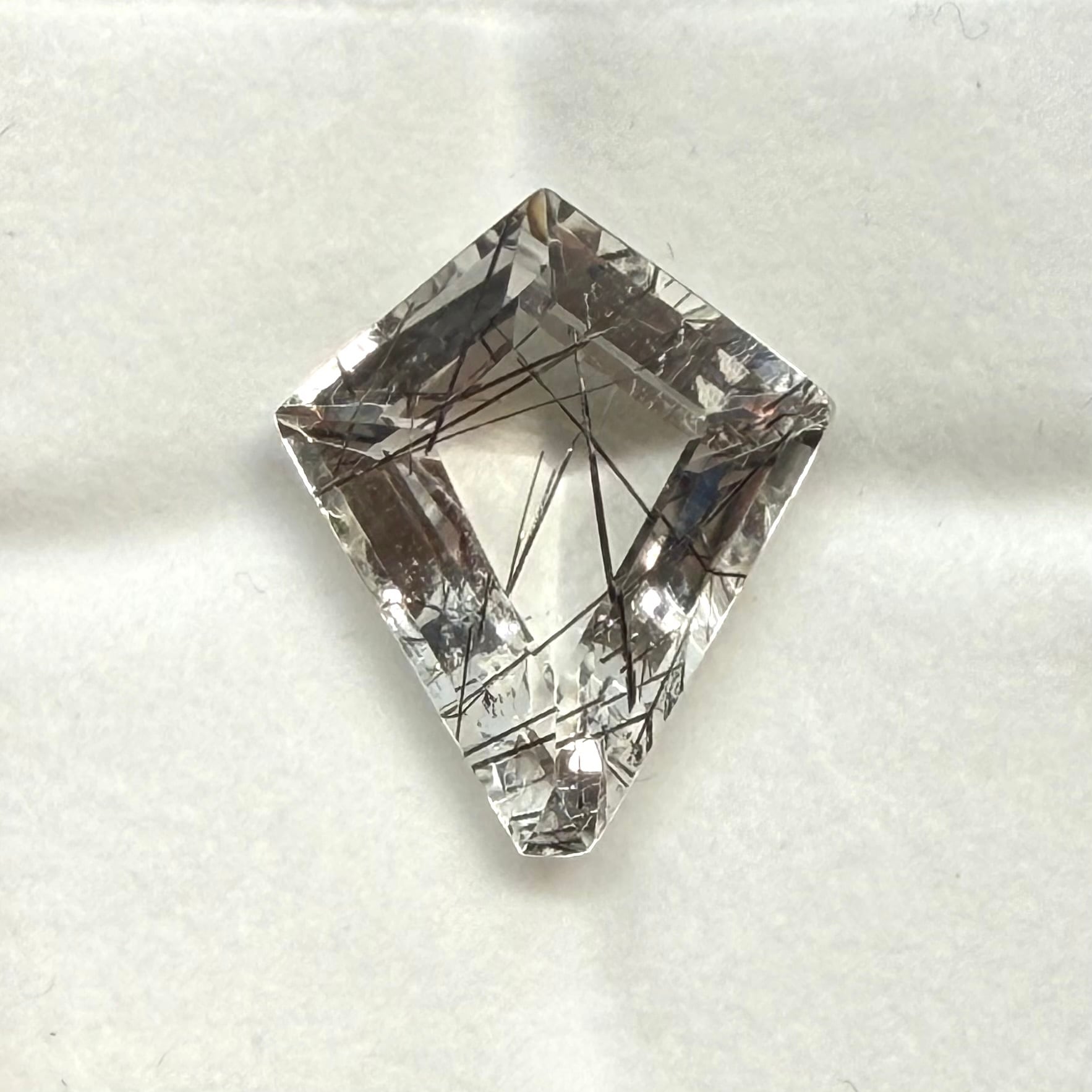 ロックなブラックトルマリンインクオーツ