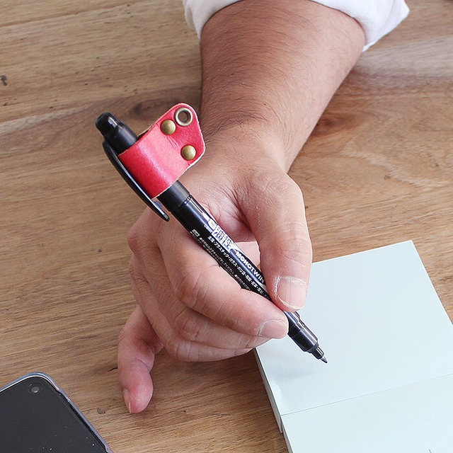 ペンホルダー 単品 T75【ピンク】1本挿しタイプ ※ネックストラップは別売り 直径13mm迄対応 ボールペンホルダー Tunagu