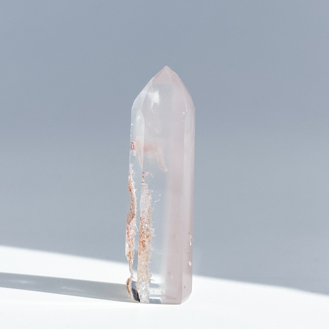 ファントム・貫入◎リチウムクォーツ タワー41◇ Lithium Quartz ◇天然石・鉱物・パワーストーン