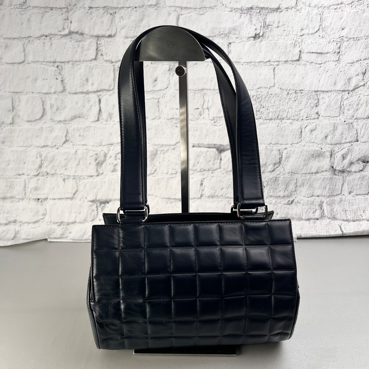 【最終処分SALE】CHANEL シャネル ココマーク チョコバー レザー ハンドバッグ ブラック A-11971