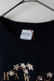 Hawaii embroidred sweat shirt