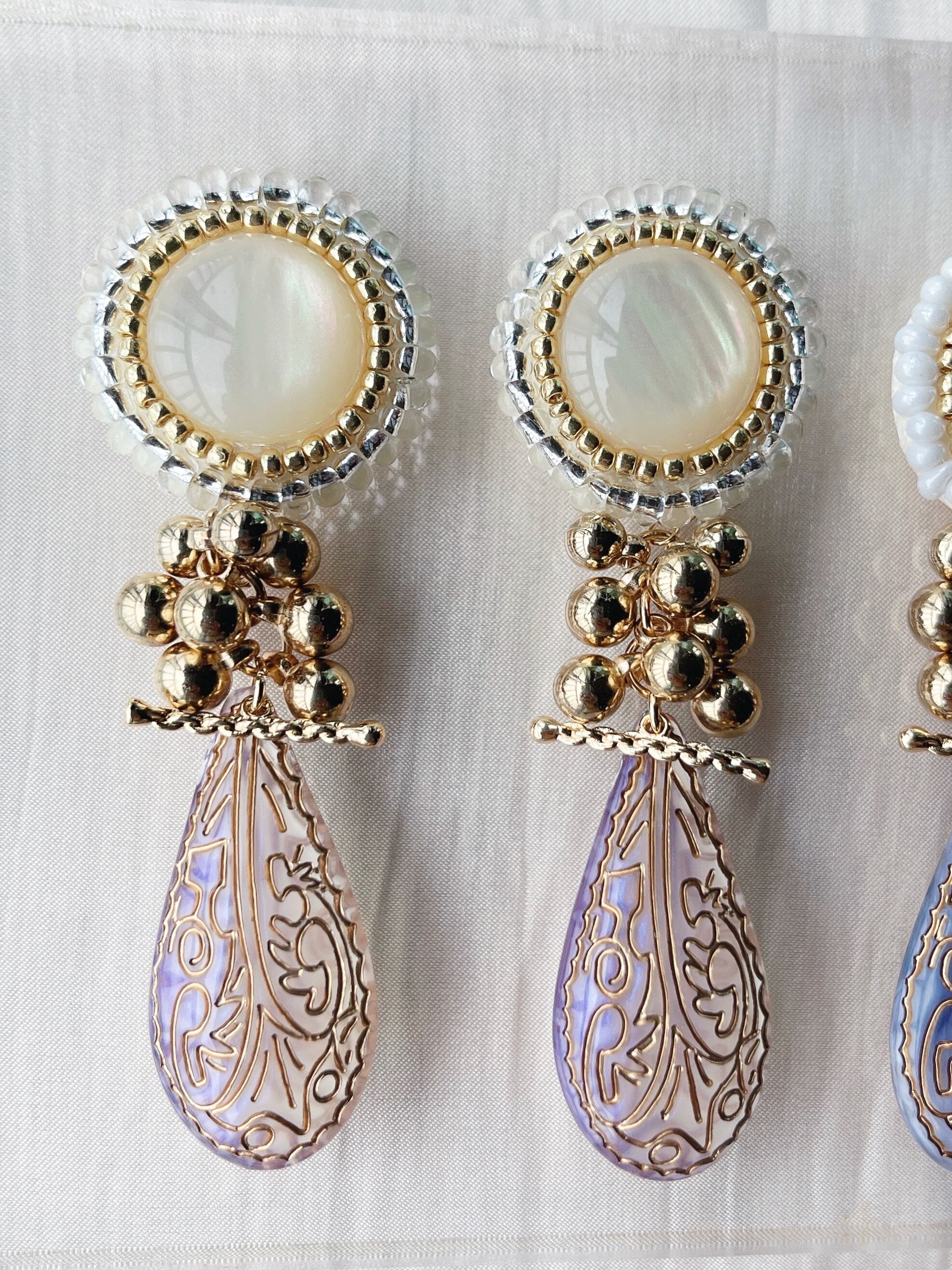 No.851【ﾋﾟｱｽorｲﾔﾘﾝｸﾞ】ビーズ刺繍×アンティーク風 | MiRai