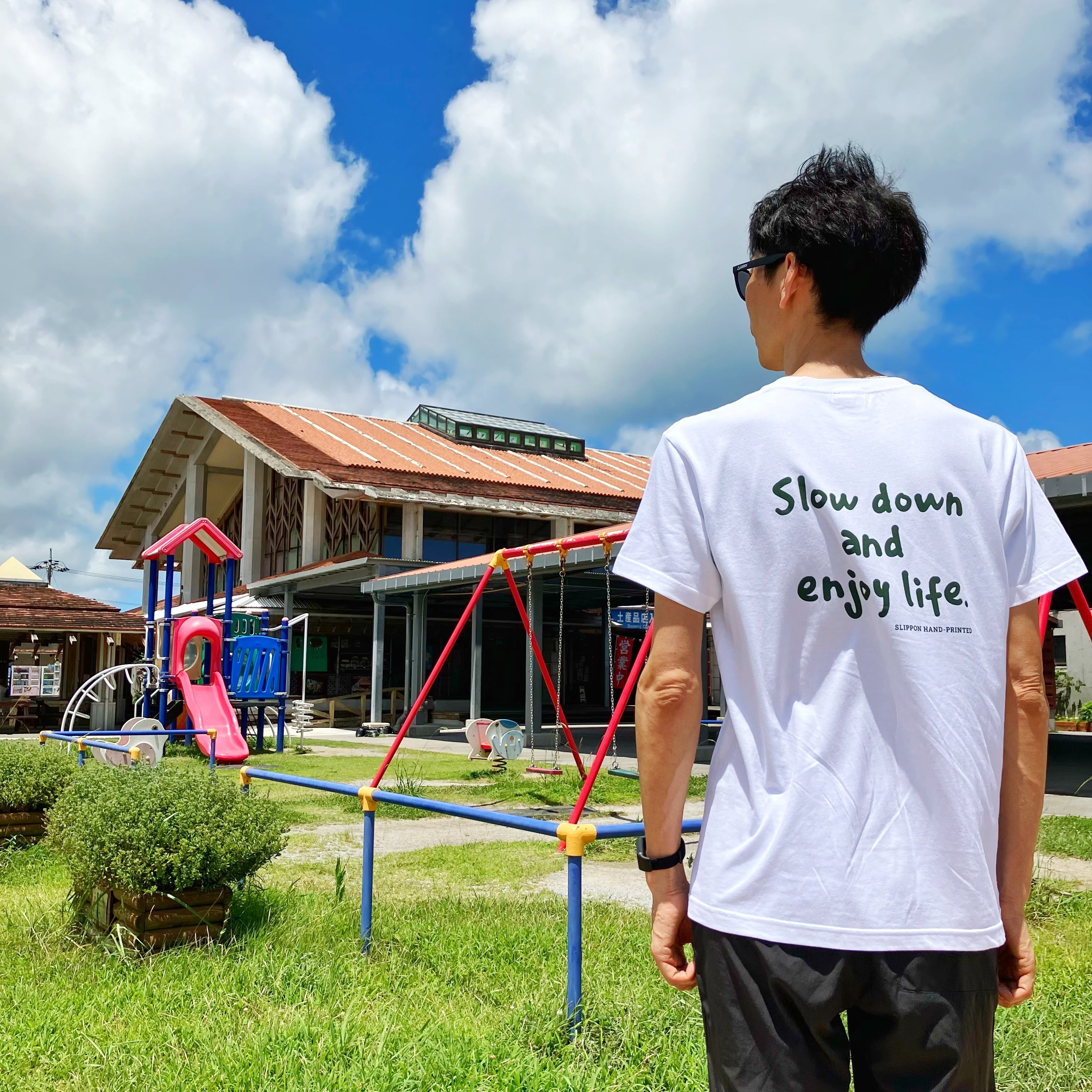 あおり運転をなくそう Tシャツ ホワイト フレンチブルドッグ | SLIPPON
