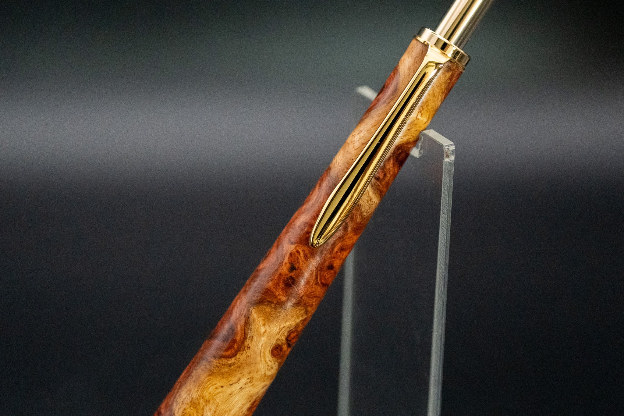 朱色の銘木】 本花梨 瘤杢 紅白 特上 gold MP | 木軸ペン工房 金杢犀